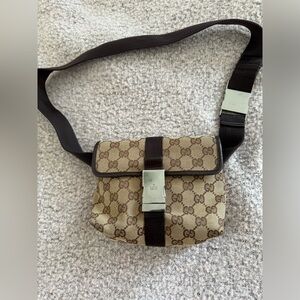 Gucci mini belt bag